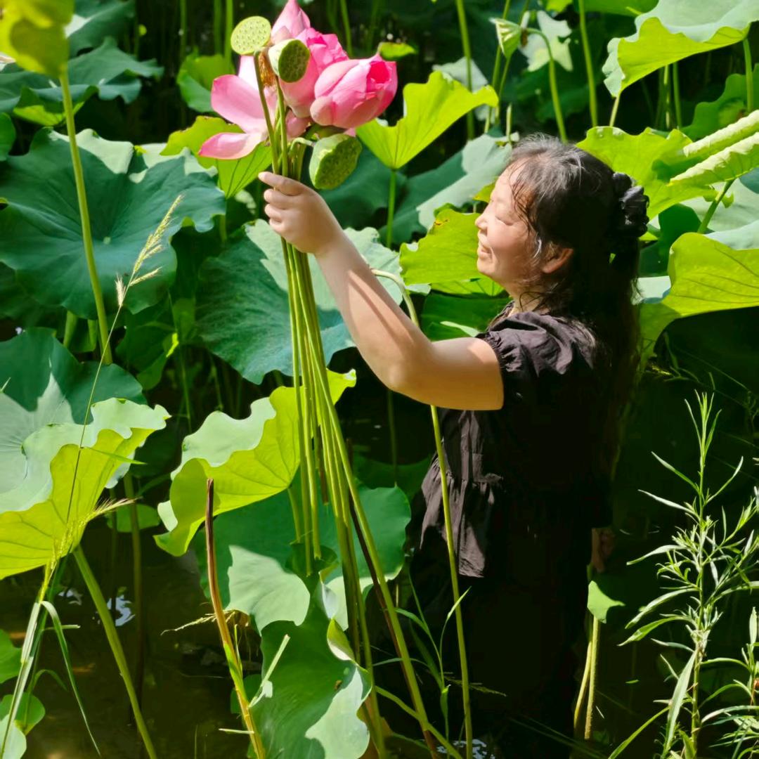 抱财神爷大腿不撒手