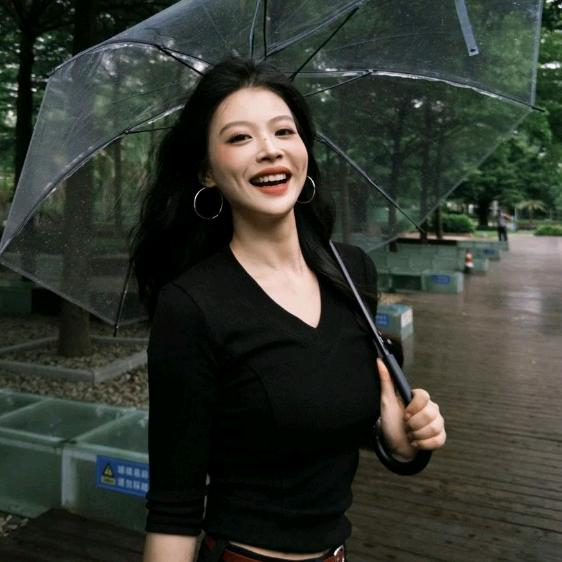 A建材市场李姐