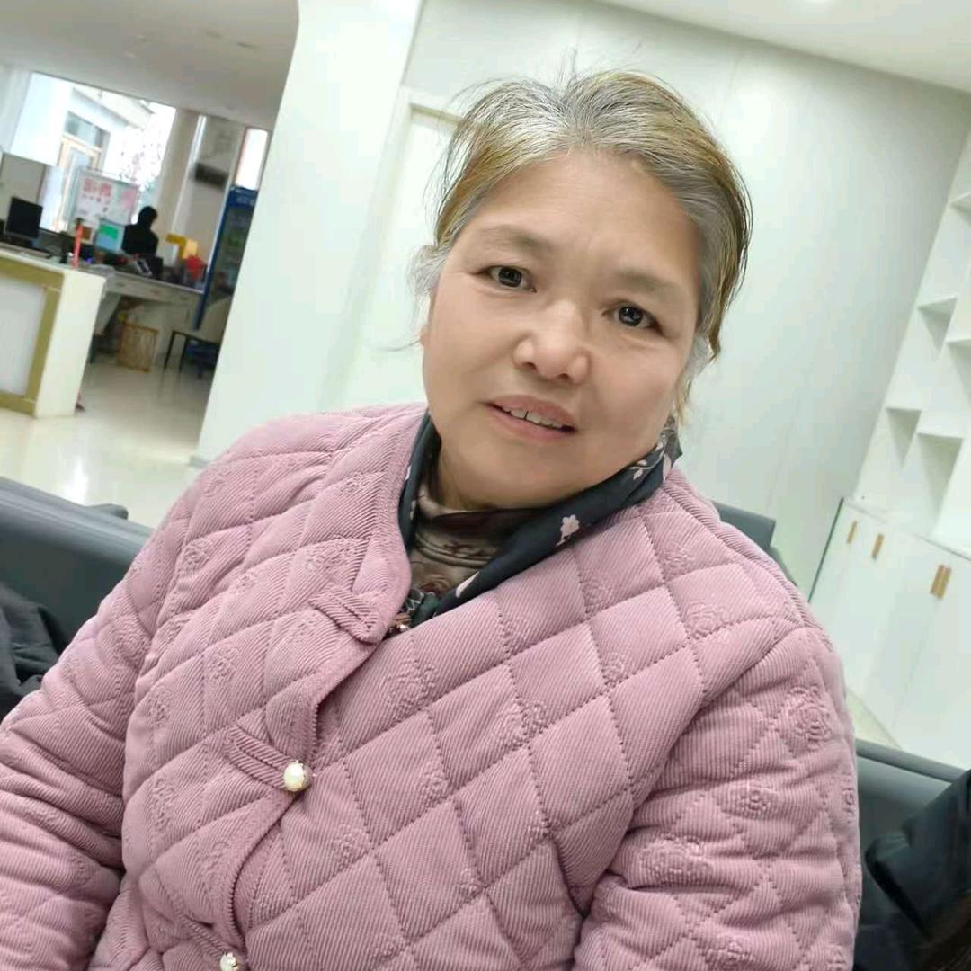 四世同堂一家人
