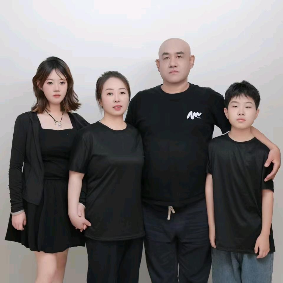 阳曲标名珠宝  董彩霞