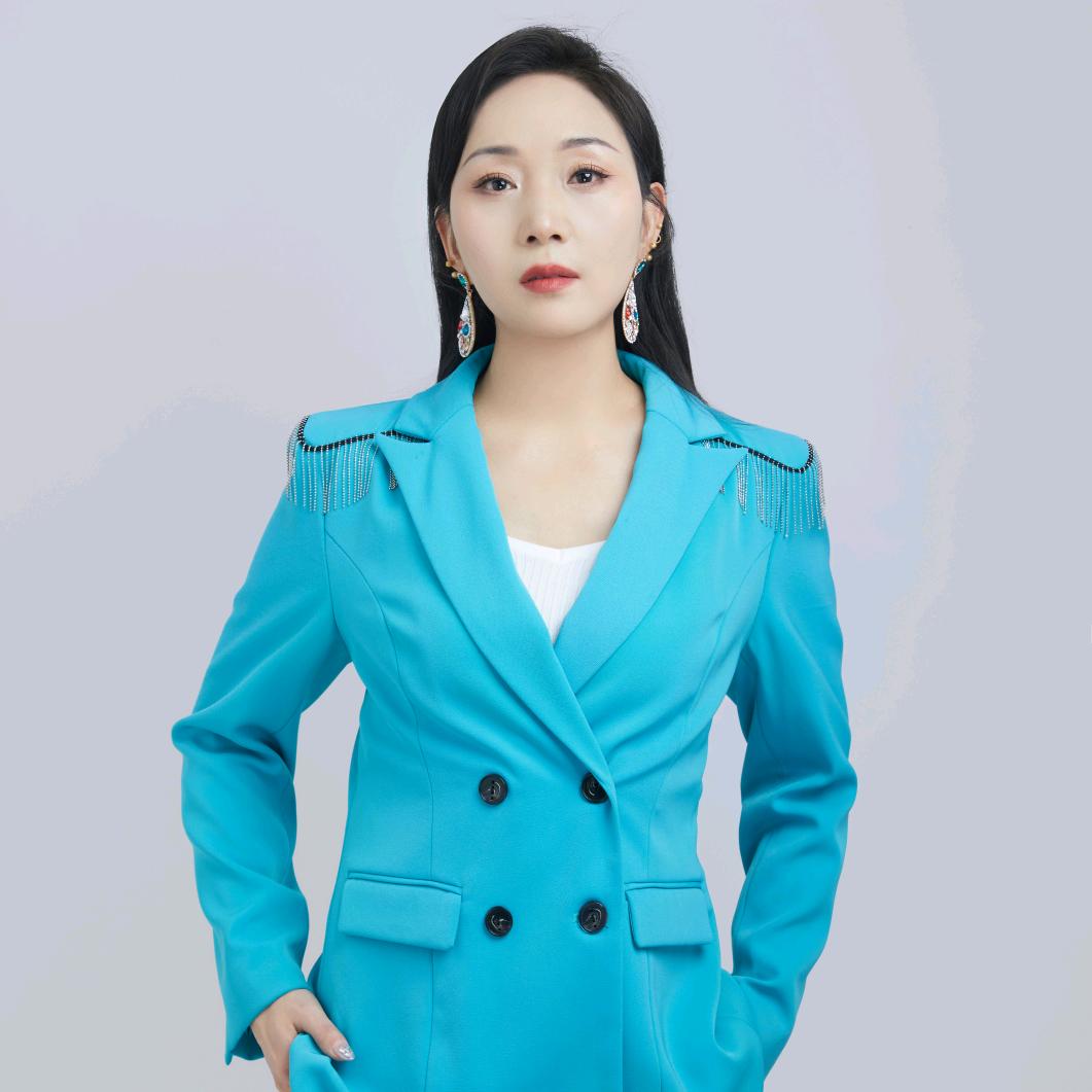 歌手田妮妮
