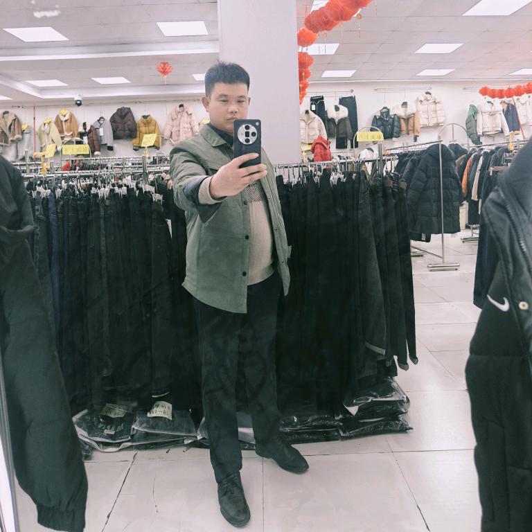 龙岗东街红红名品