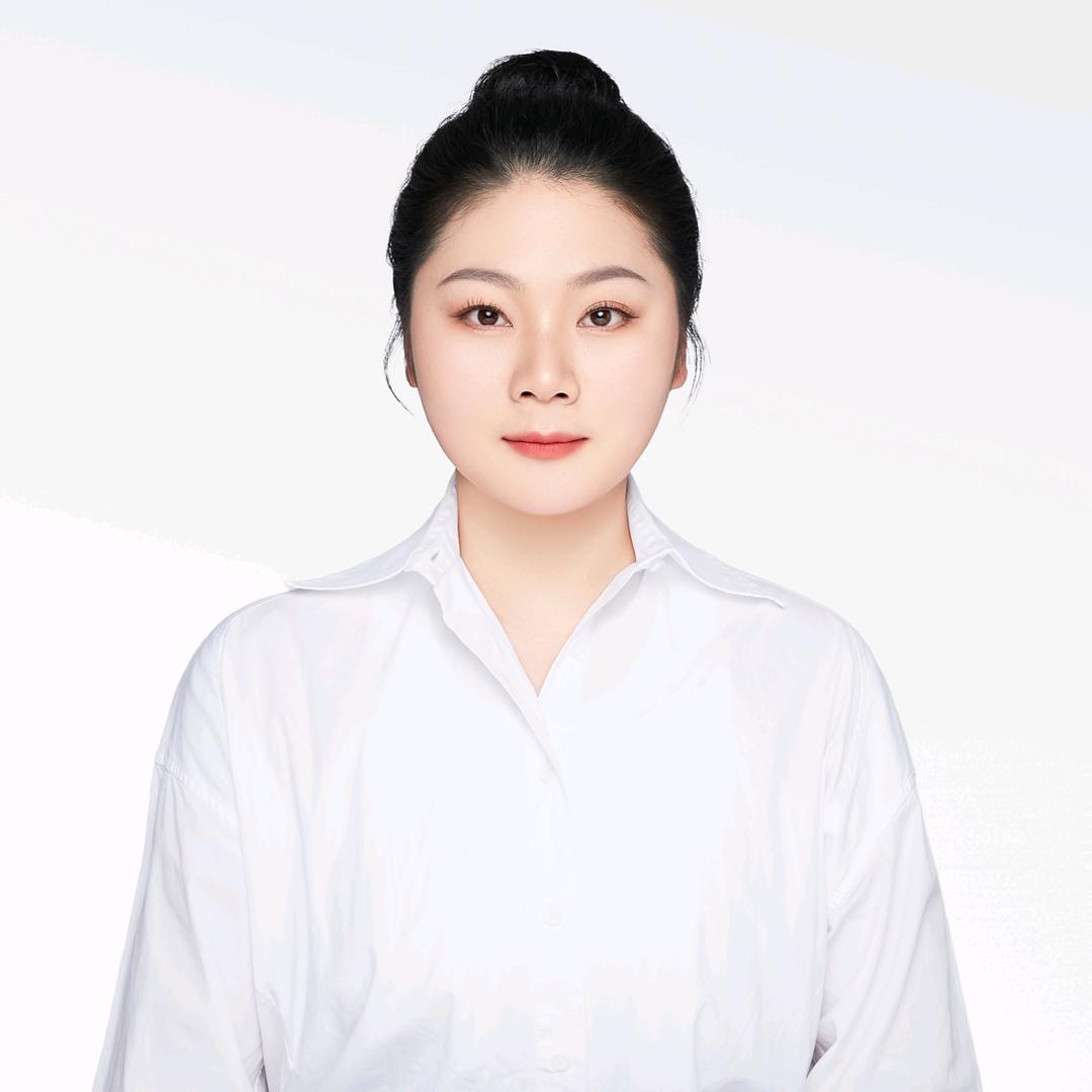 乾坤乐健游泳健身      张艳