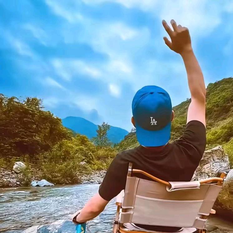 小黑