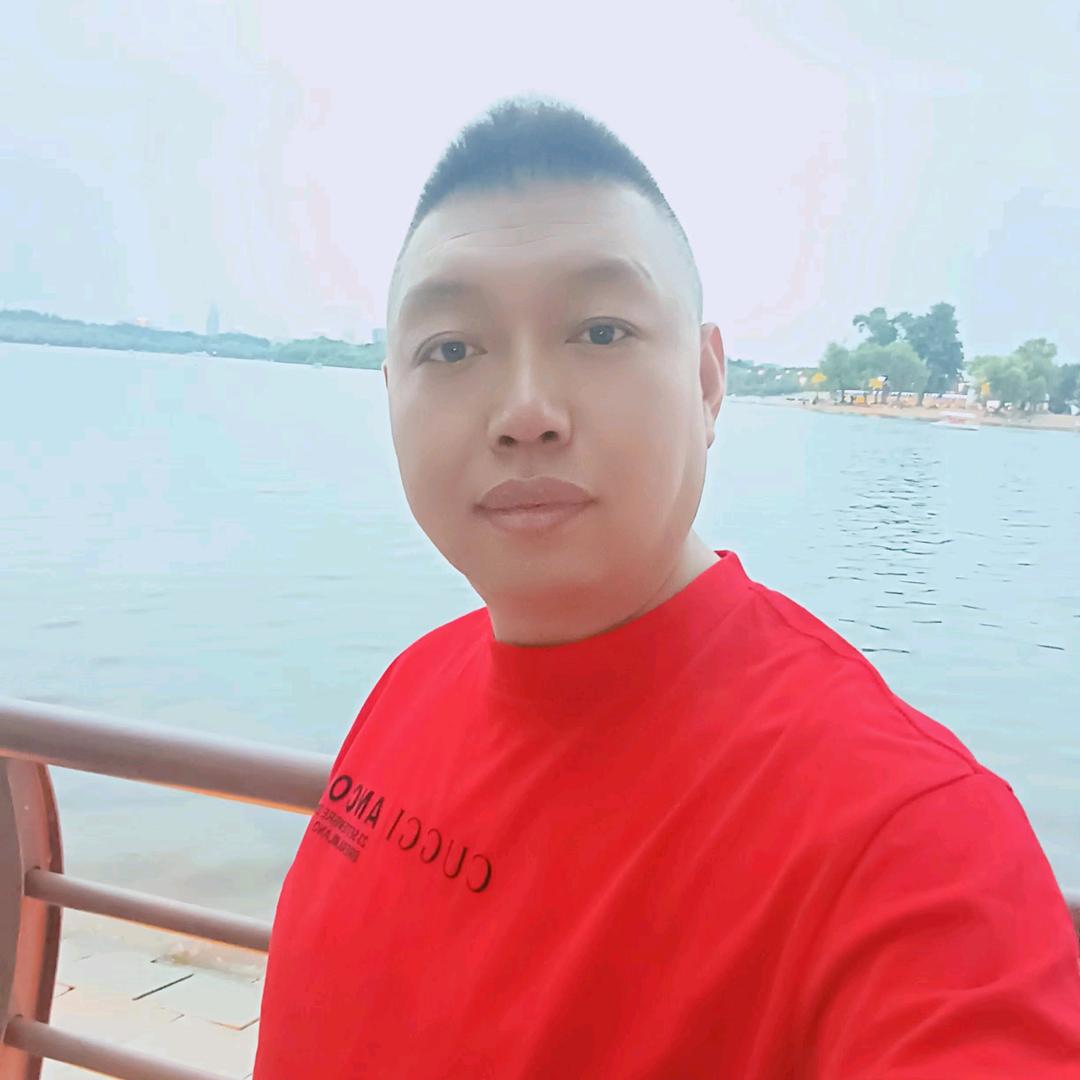 东北  大嘴说事主播