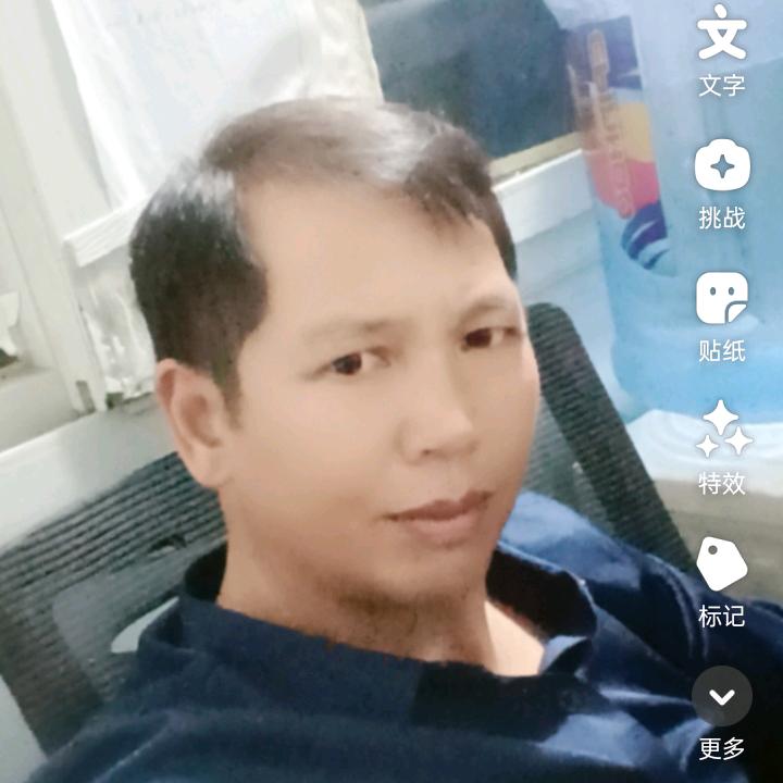 山里港哥