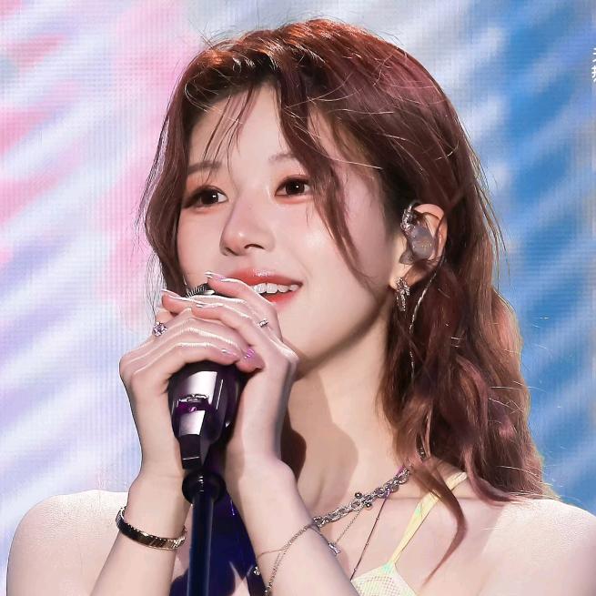 大白鹅🐰  🇧🇷