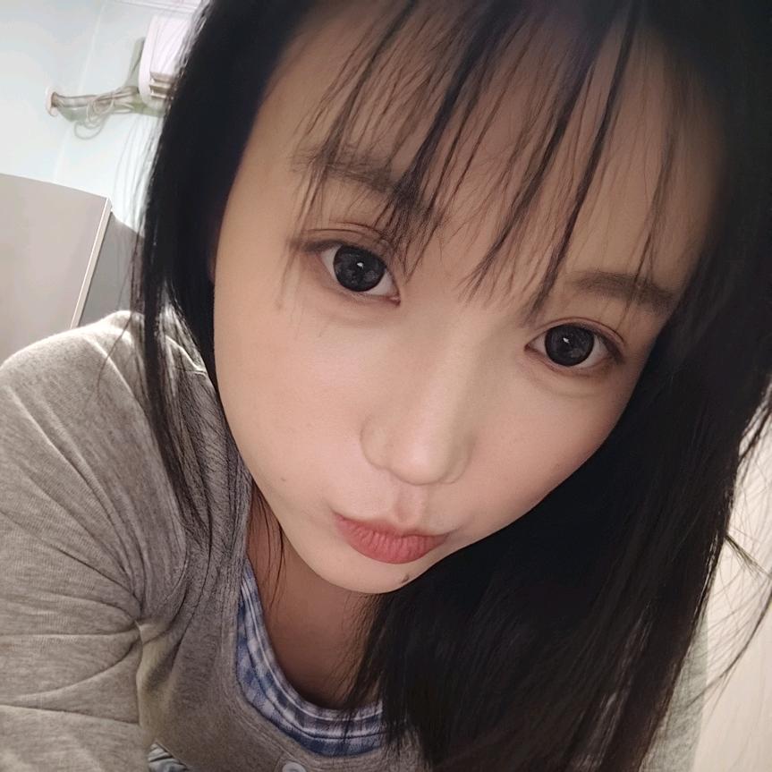 菠萝吹雪ฅ
