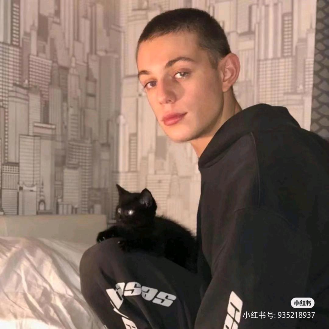 人间清醒的番茄火锅:)