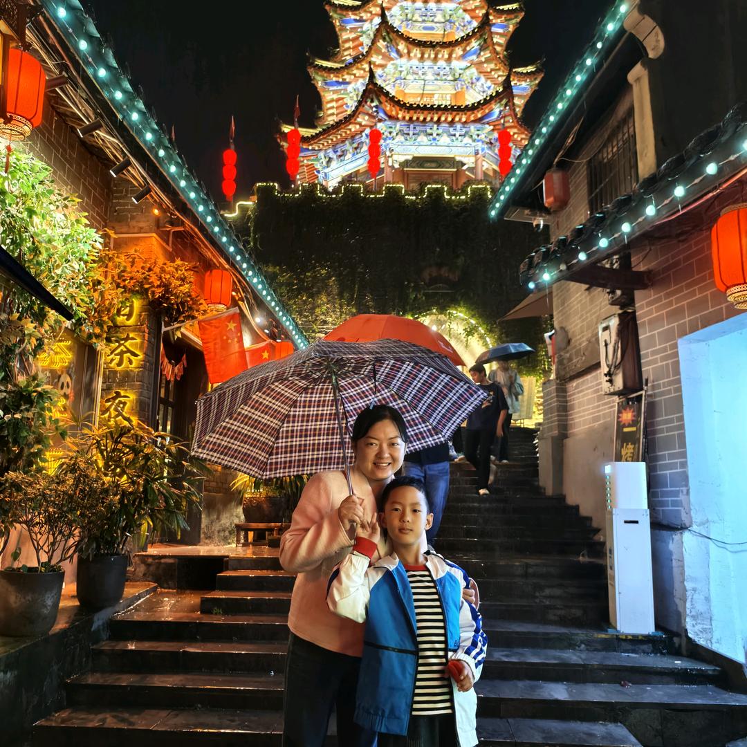 匍匐人间
