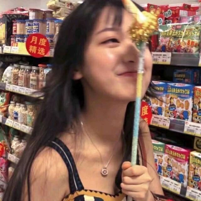 不会喝酒的白九
