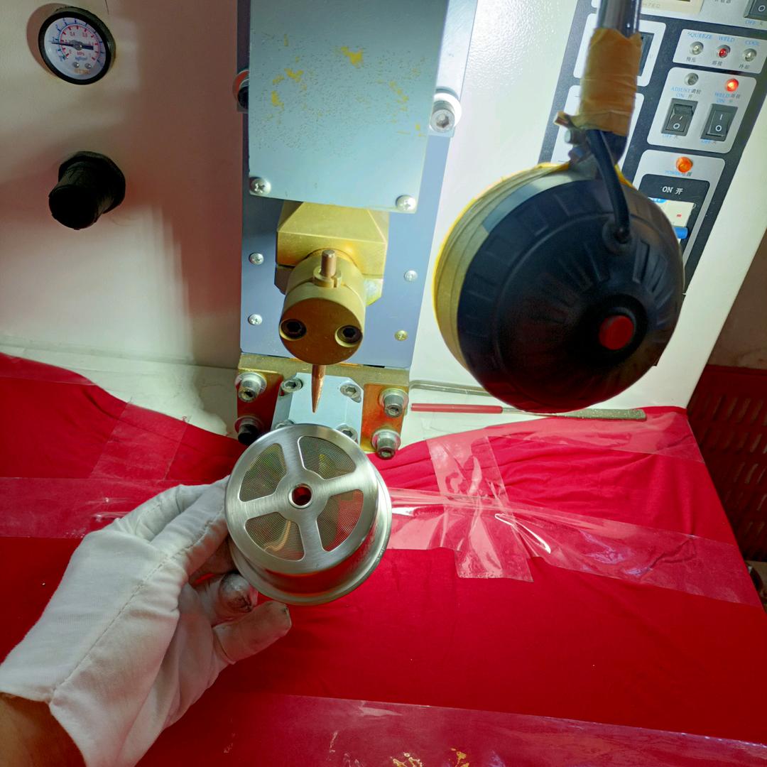 ͏͏ ͏꧁K.R.哥꧂