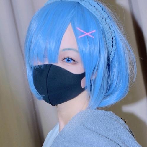YM.亦温