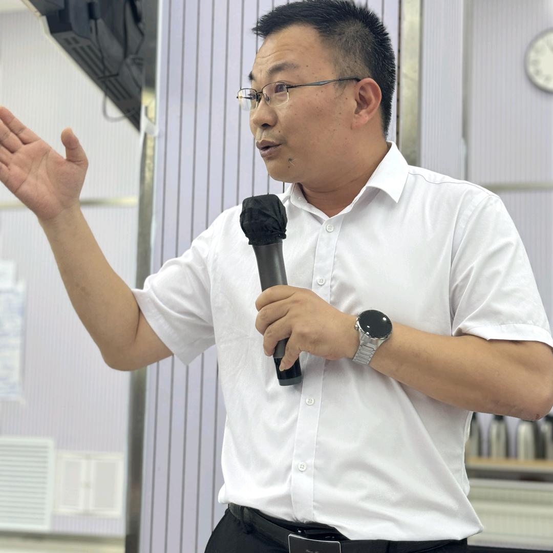 通信专家～宝哥！