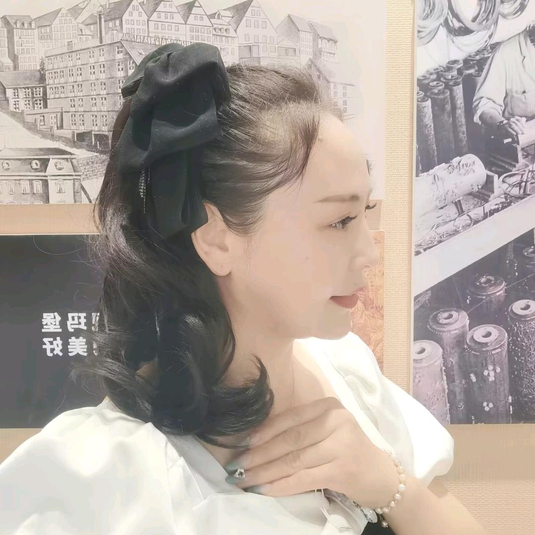 平凉窗帘墙布娟姐