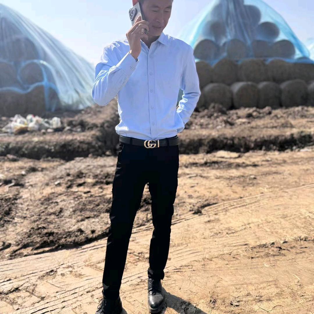 @闹闹（海阔1.4）稻草加工