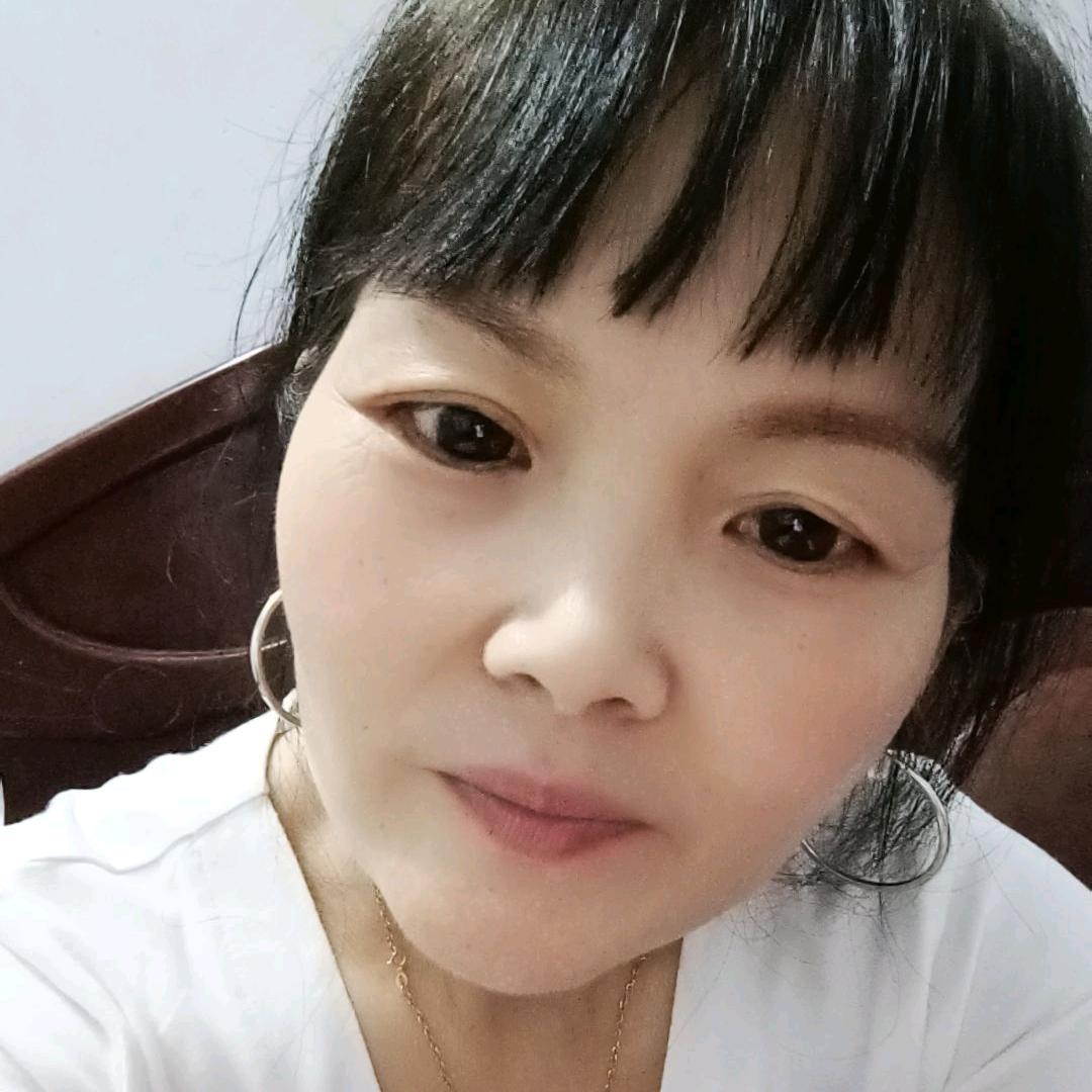 爱美食**零食屋