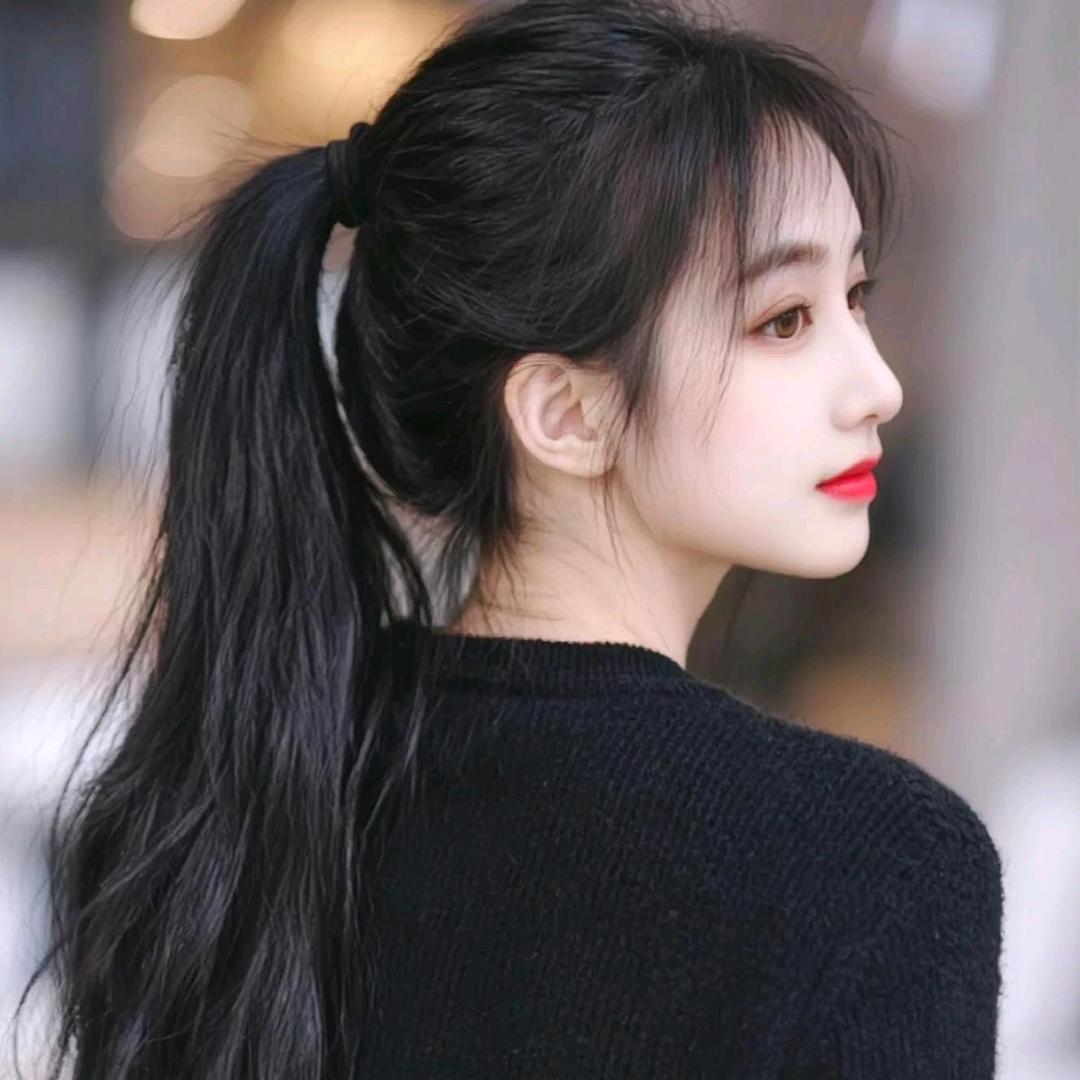 艳茹。