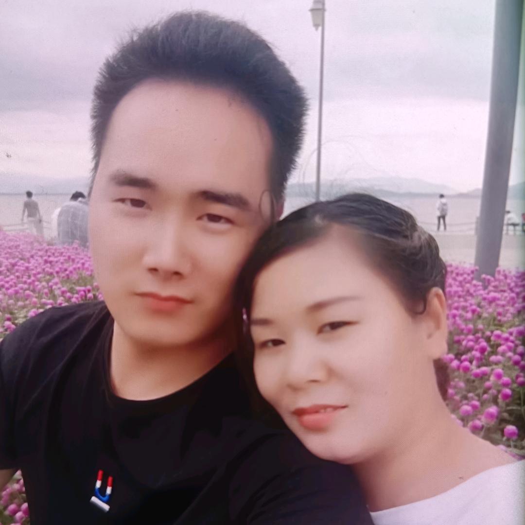 玲姐烧烤生蚝（康桥名门北方饺子王对面）