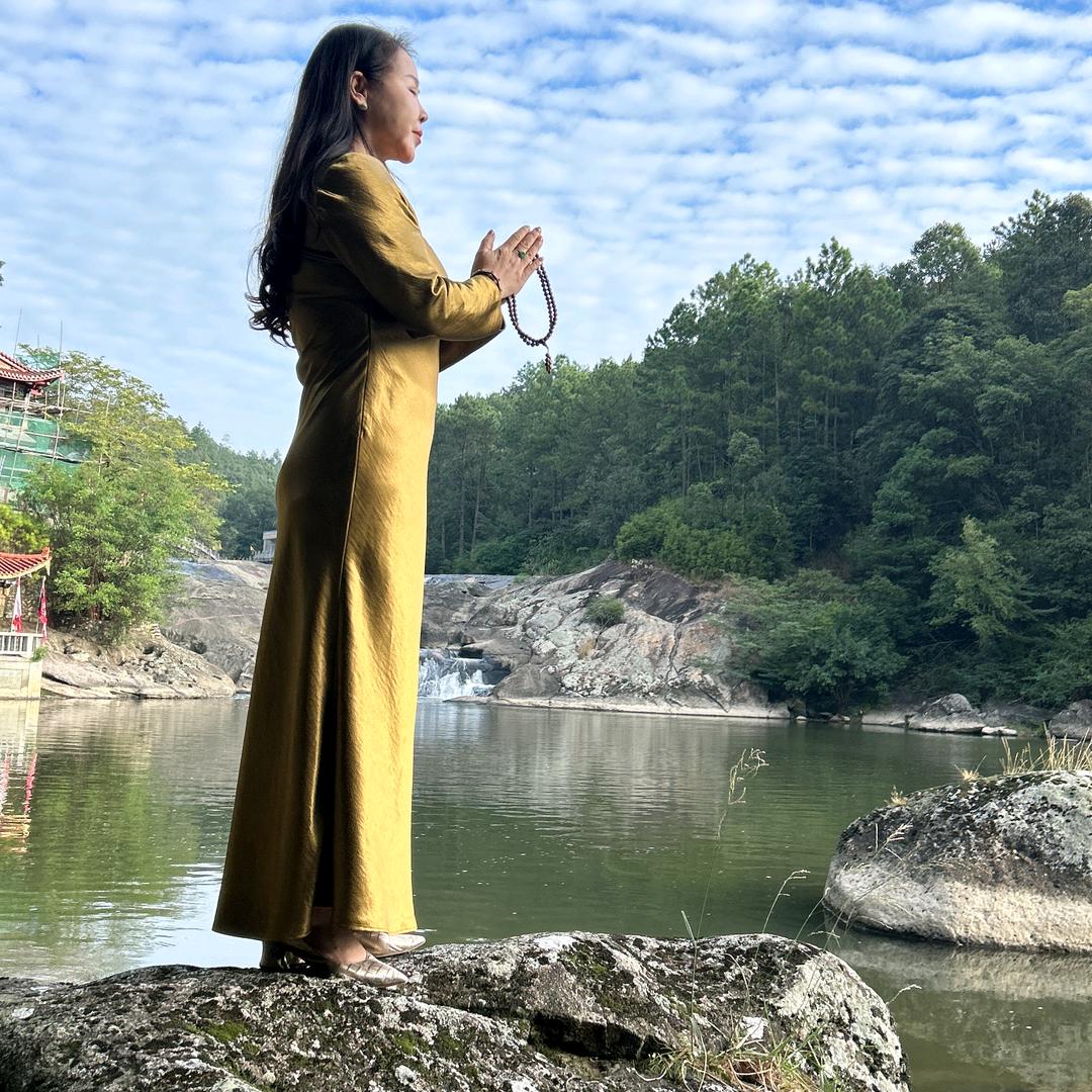 三亚金可儿床垫…三亚乐至宝沙发