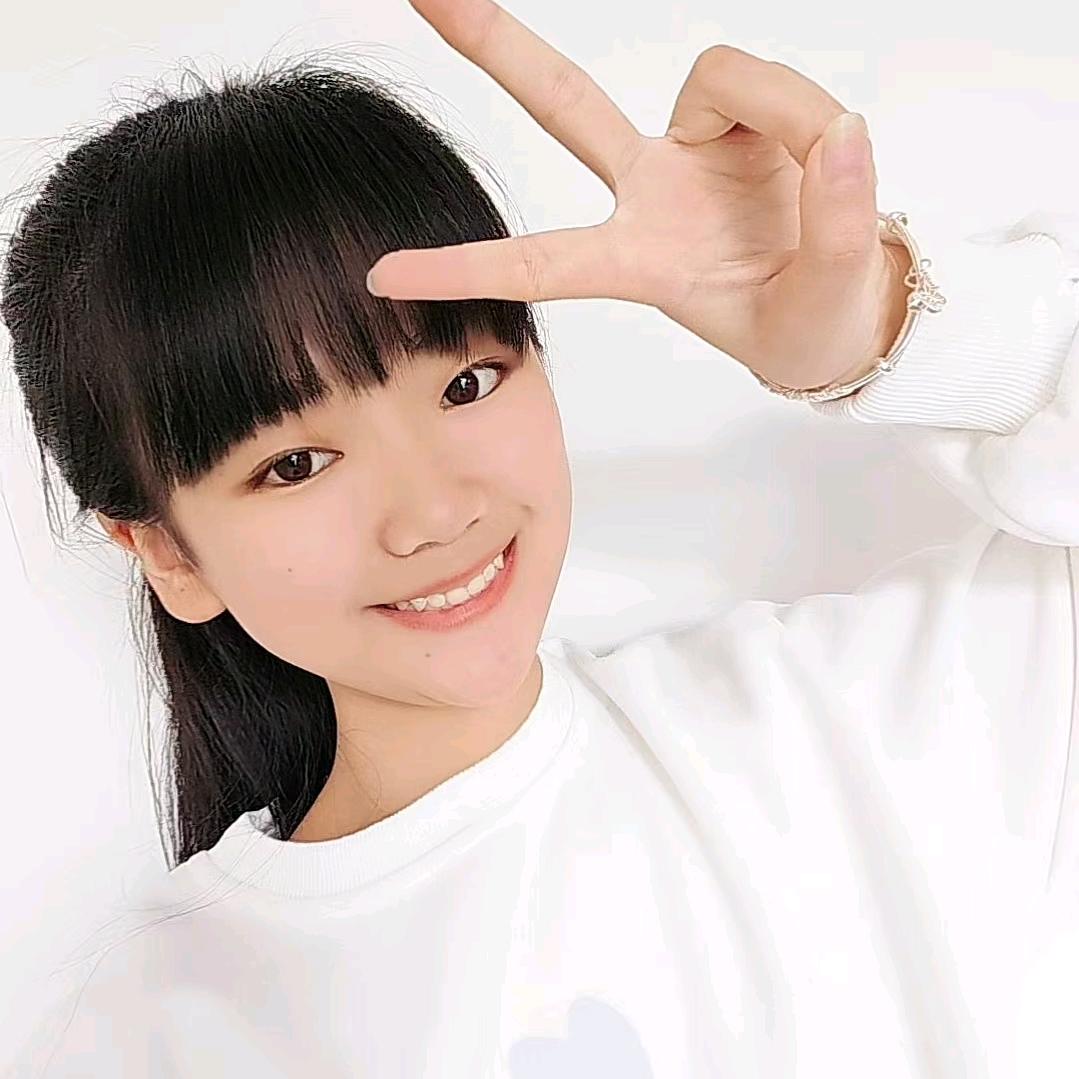 璇宝手舞
