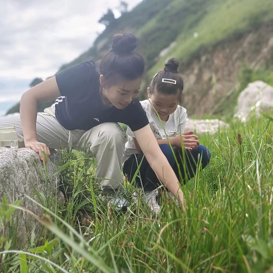 天生桥景区 花姐