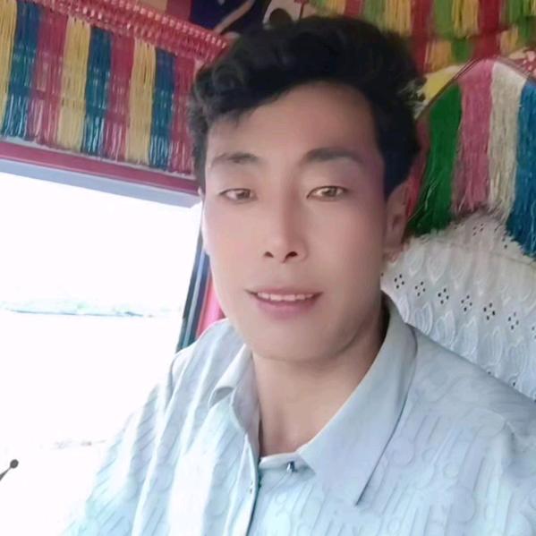 强巴