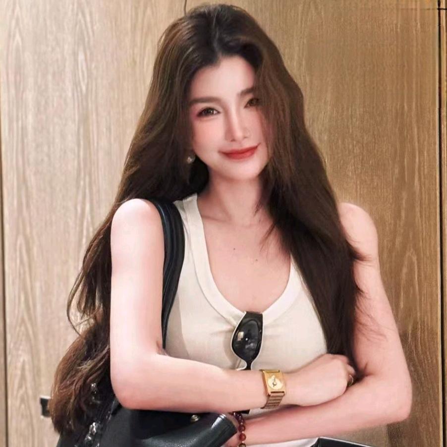 黄加蓝 lora-穿搭优选