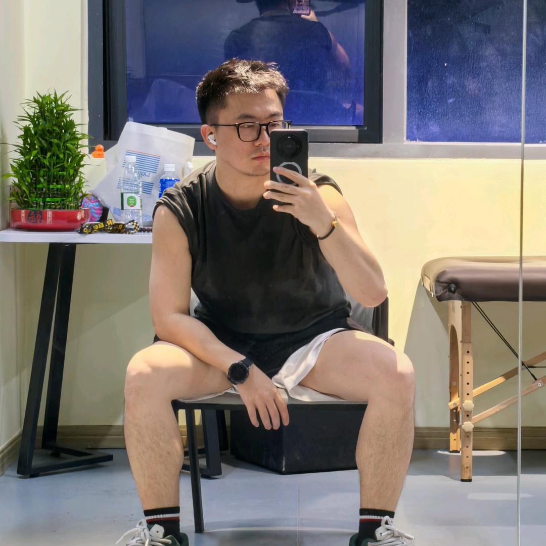 AJ爱吃奥利奥
