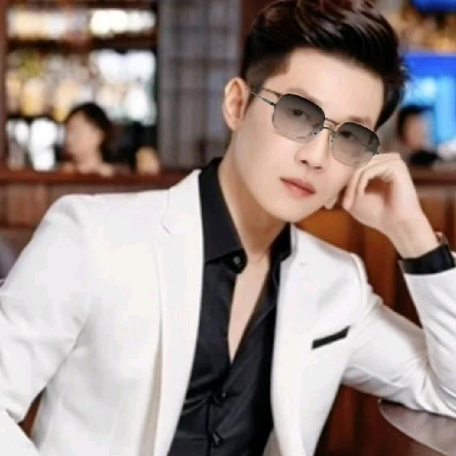 臣哥：《聊人生》