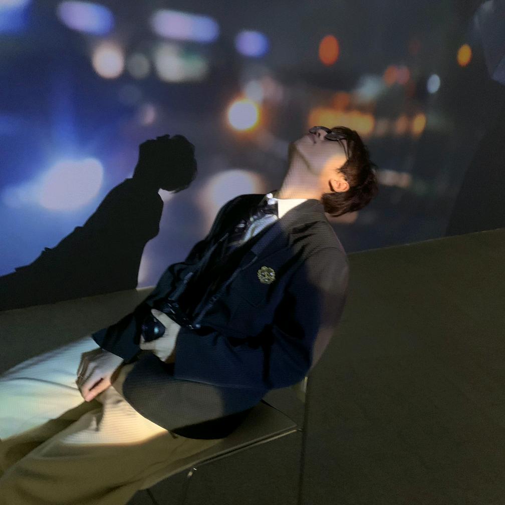 凝一粒尘