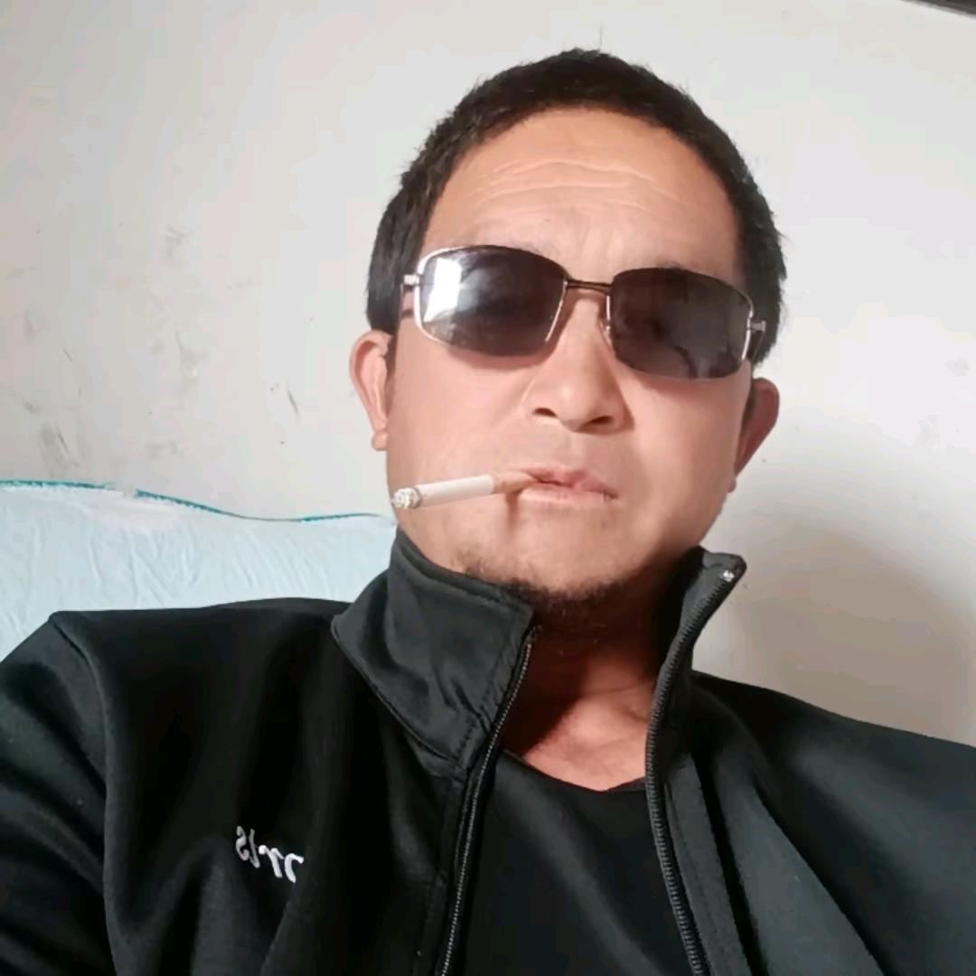 雄鹰