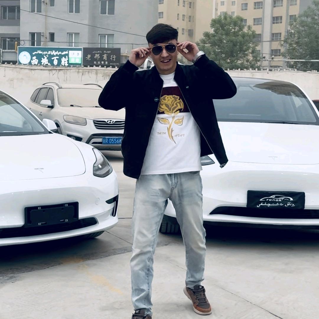 新疆巨盛汽车商业