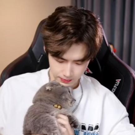 丫头居🌵⁶¹⁸