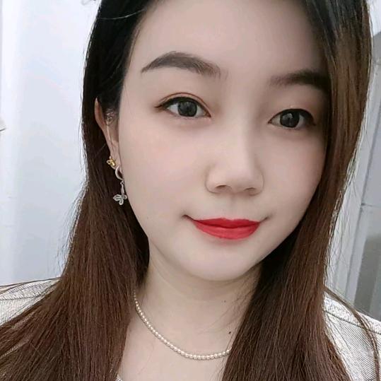 倾城微笑