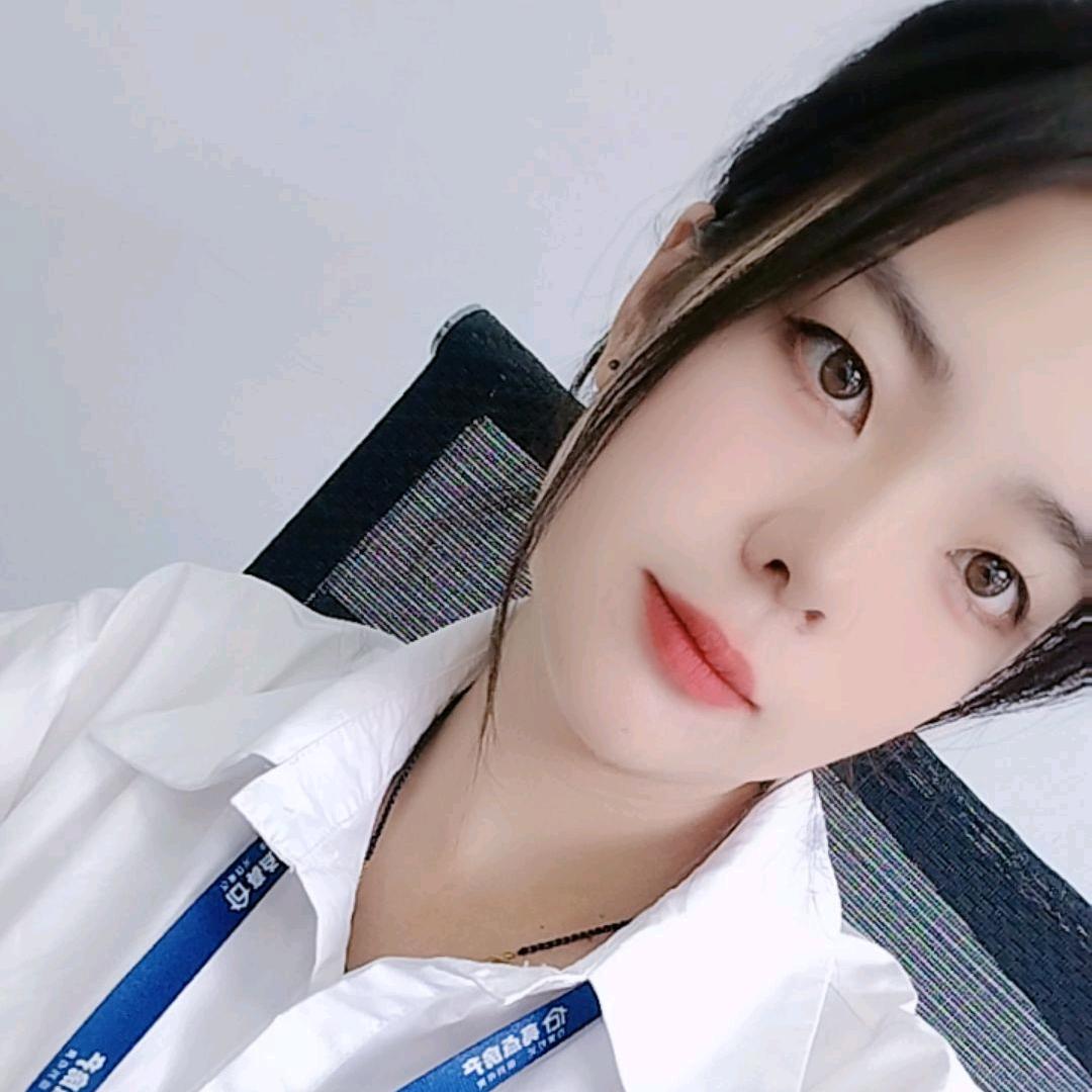 水富亮点房产邱香