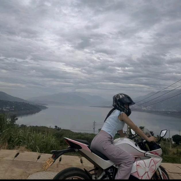 汉宫    嗨✔别来无恙