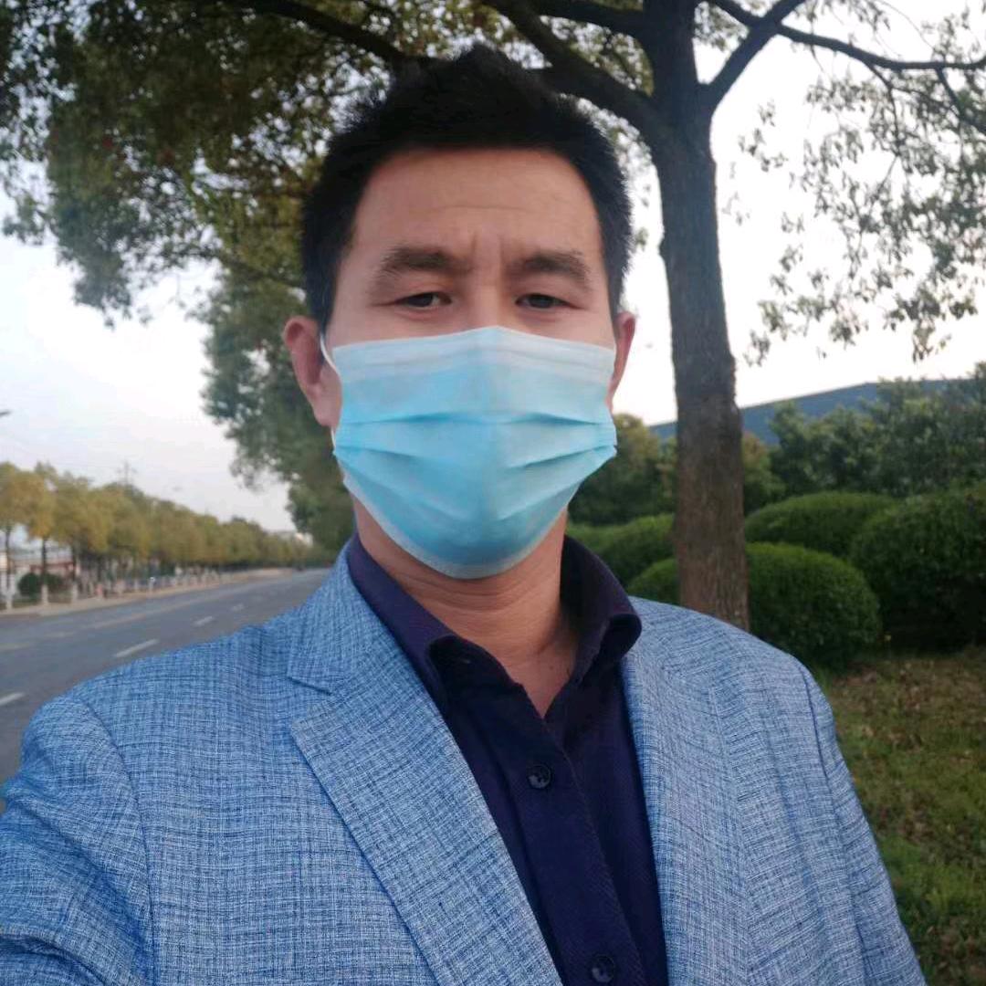 草丛中小蚂蚁