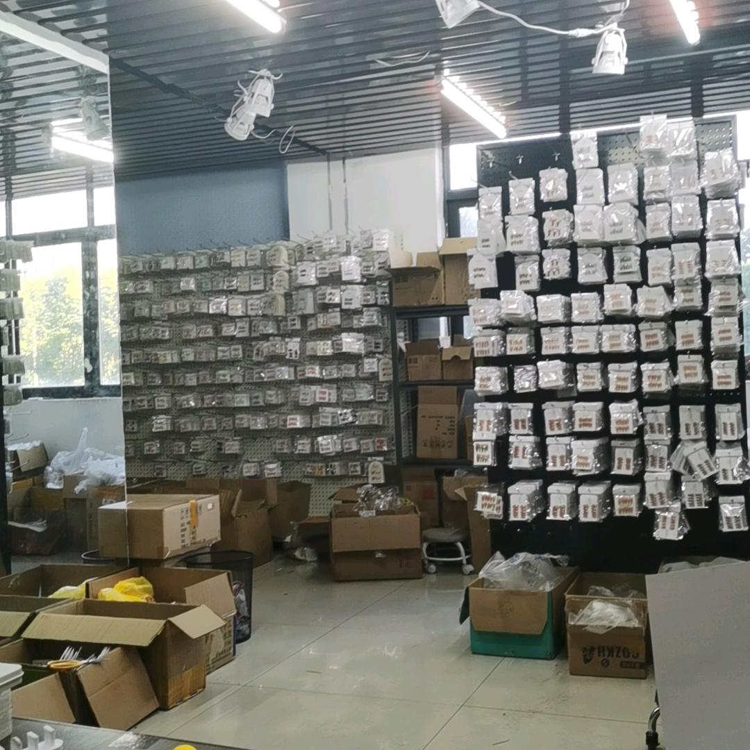 绿肥红瘦穿戴甲