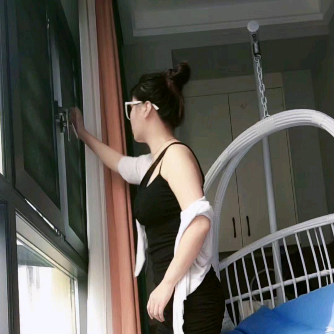 努力实现理想 文静