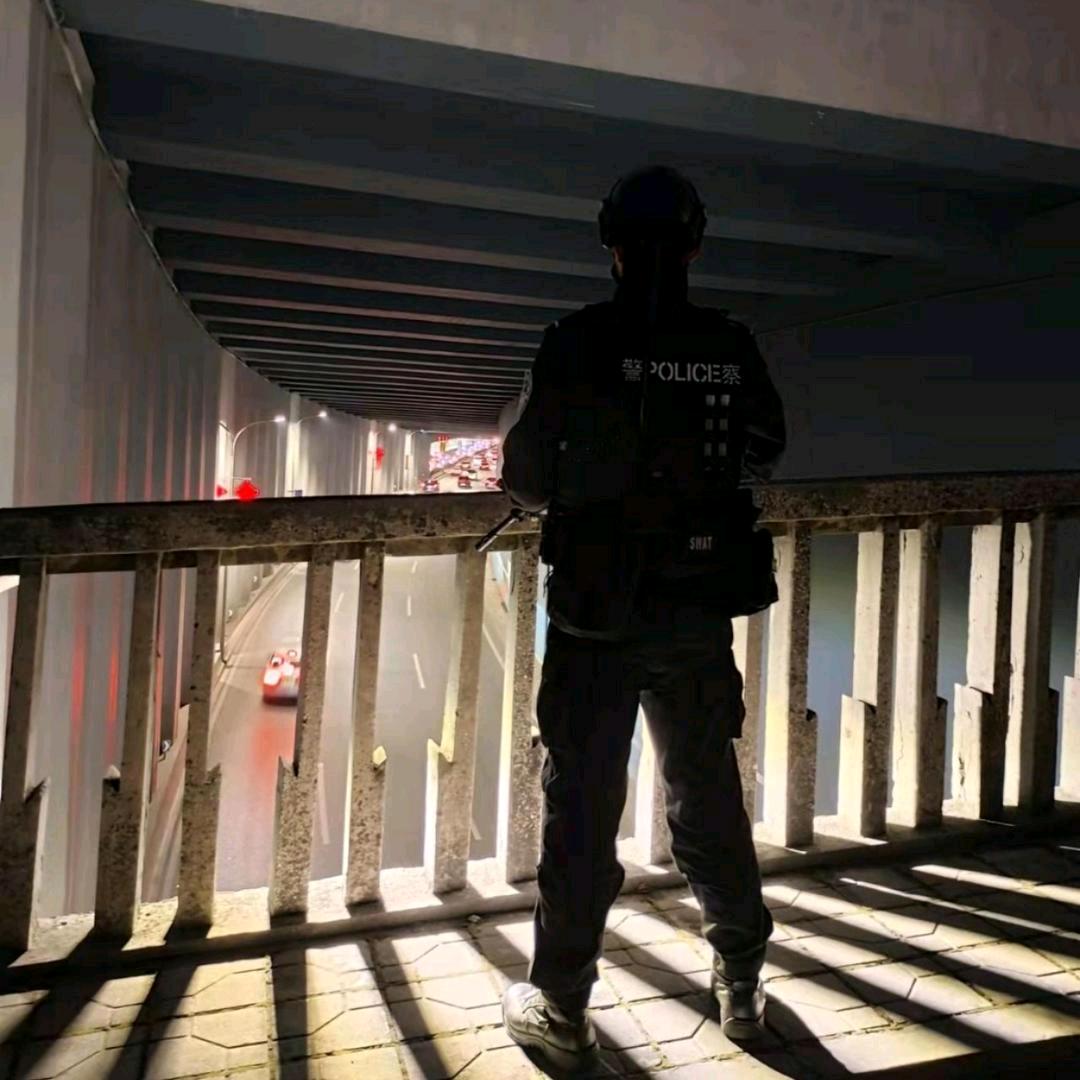 一位不知名的阿Sir