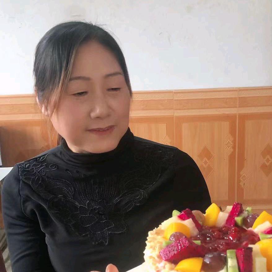 程芳