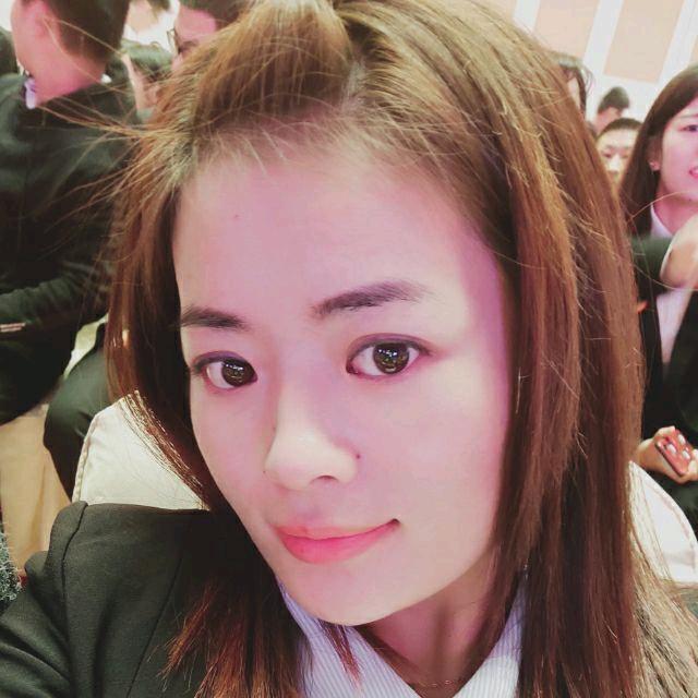 李逗逗吖头像
