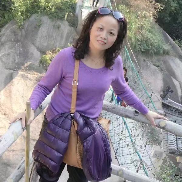 青青河边草🧚‍♂️