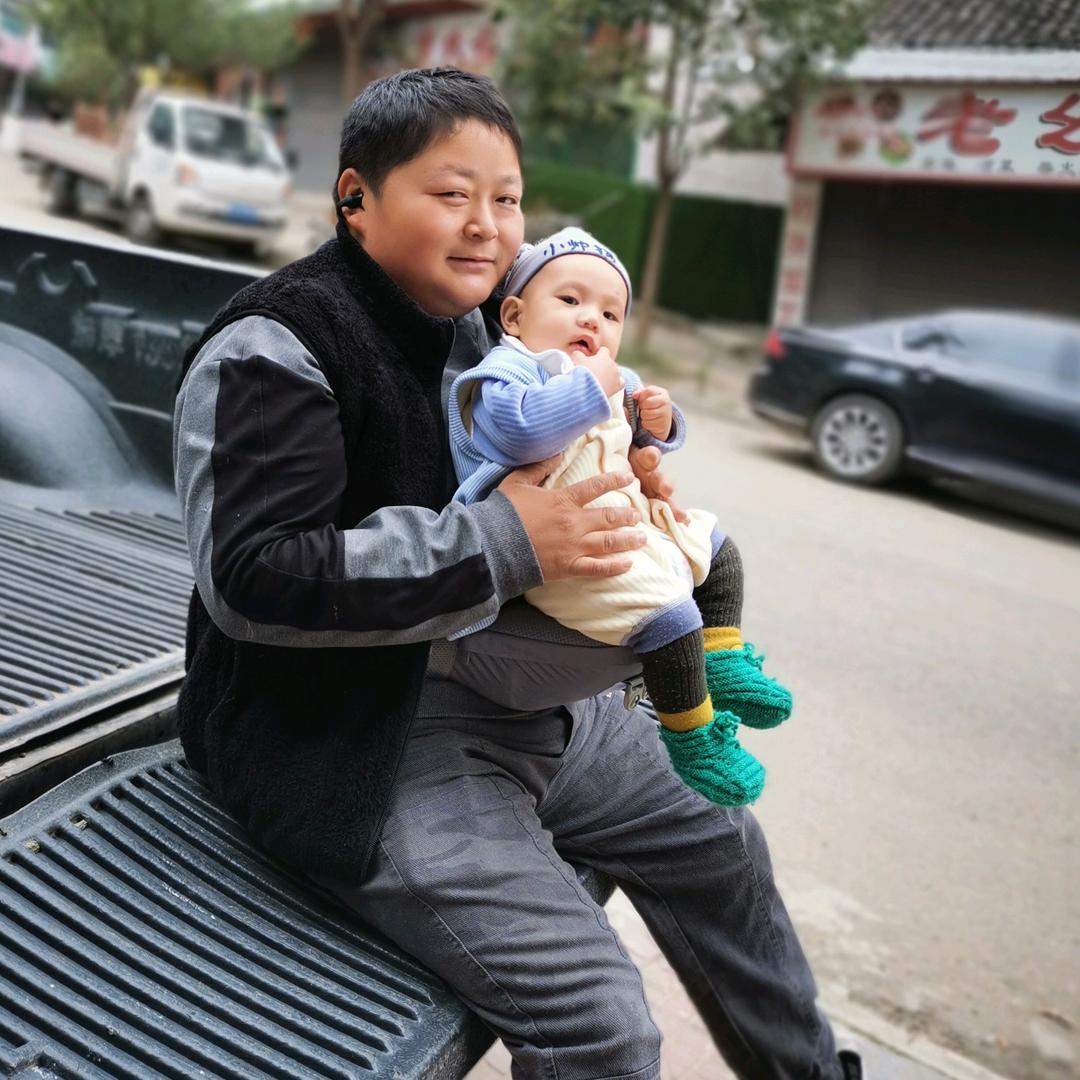 悠闲的东哥