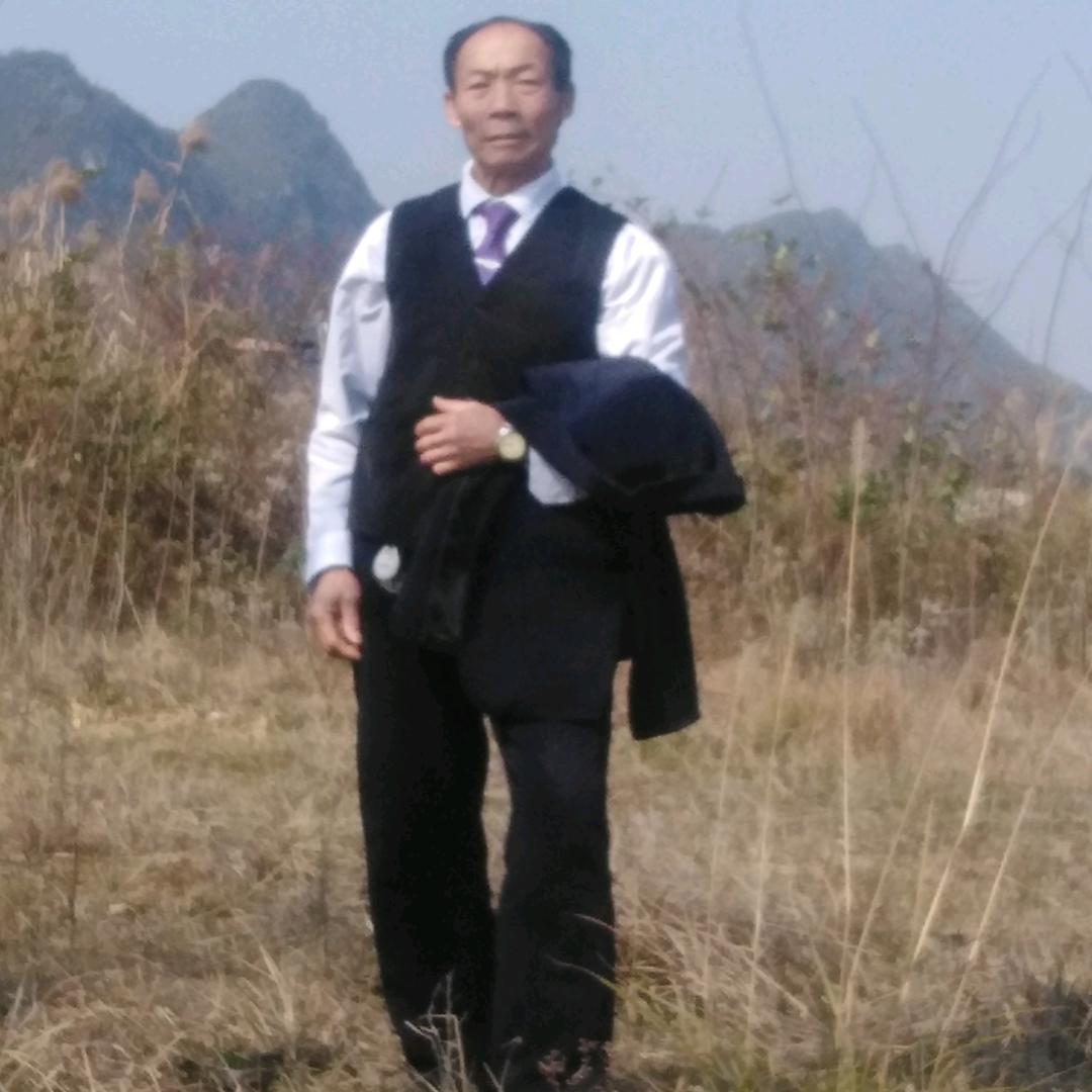 快乐的人。