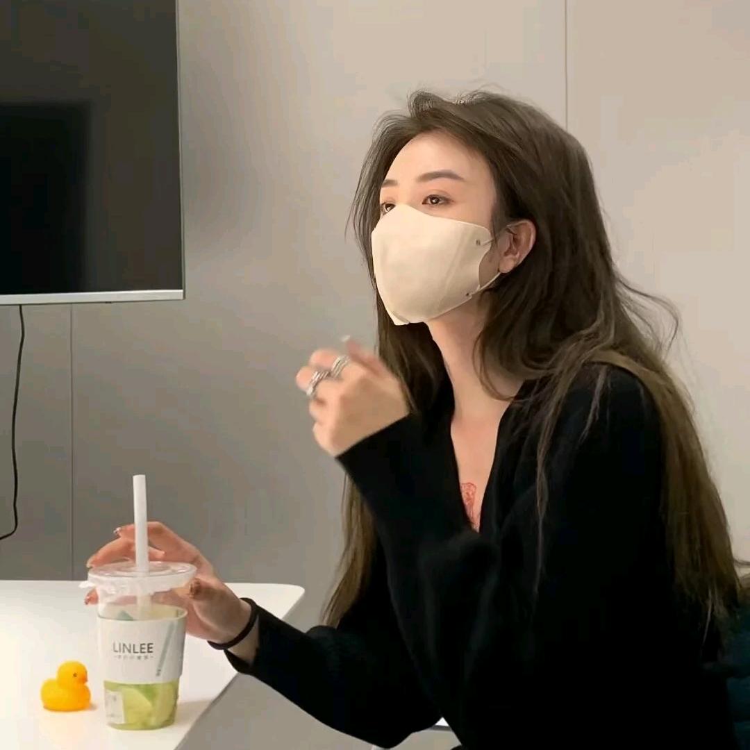 小鱼姑娘