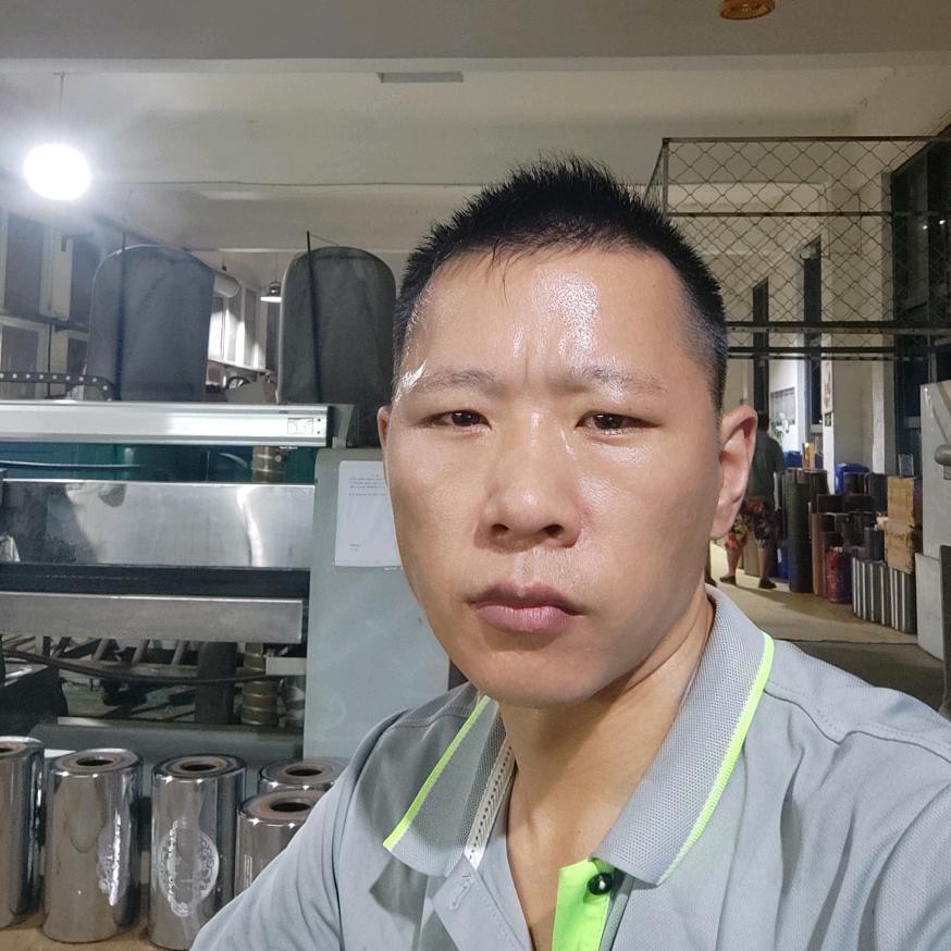 没牙的老头