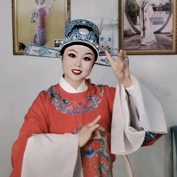 黄梅小钰