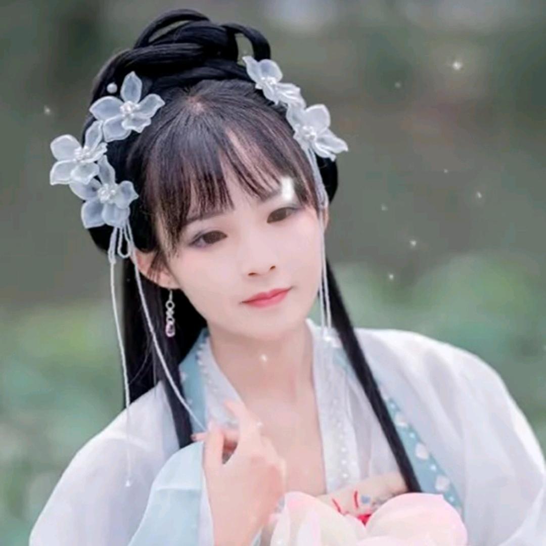 珊珊女神💞拒绝私聊